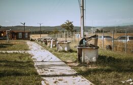 Afacere la cheie, 18 casute de vacanta, zona de agrement Baile Figa