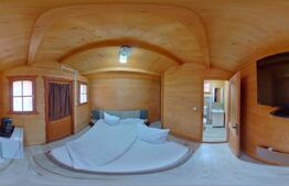 Afacere la cheie, 18 casute de vacanta, zona de agrement Baile Figa