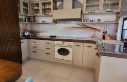 Casa 4 camere, 160mp, zona Unirea 