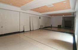 Spatiu comercial, 450 mp, Central