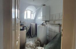 Spatiu comercial in zona foarte buna de vanzare. Posibilitate de extindere pe 3 ari