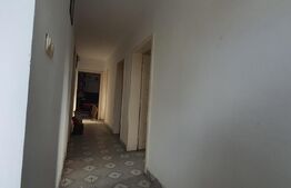 Spatiu comercial in zona foarte buna de vanzare. Posibilitate de extindere pe 3 ari