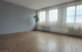 Spatiu comercial pe 2 nivele,spatii depozitare + parcari, in zona foarte buna! 