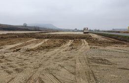 Teren de 28800MP(2.8ha). Pregatit pentru investitie! 