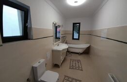 Casa lux 5 camere, 250MP, zona centrala Bistrita