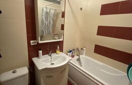 Apartament 3 camere, decomandat, zona Subcetate 