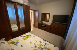 Apartament 3 camere, decomandat, zona Subcetate 
