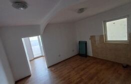 Garsoniera 33mp cu geam la baie