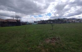 Casa 80mp, teren 7500mp , intravilan, zona Valea Bargaului