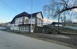 Casa 220mp, zona centrala - Beclean