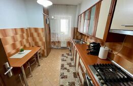 Apartament 3 camere,decomandat,72mp,zona Stefan Cel Mare