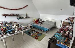 Apartament 3 camere + mansarda  120 Mp