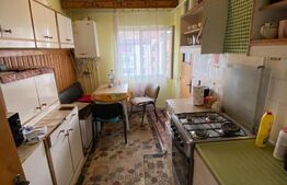 Apartament cu 3 camere, decomandat, 73 mp zona Cr Vivu