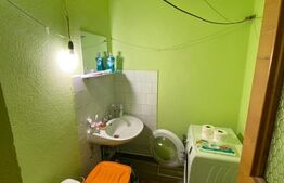 Apartament cu 3 camere, decomandat, 73 mp zona Cr Vivu