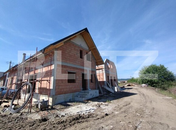 Casa de vânzare 4 camere Nord-Est - 153519CV | BLITZ Bistriţa | Poza1