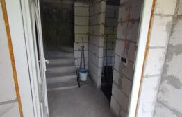 Casa 4 camere,180mp,2 nivele,garaj,700mp teren,comuna Sintereag