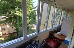 Apartament 3 camere, semidecomandat zona Independentei, ETAJ INTERMEDIAR, 64mp