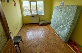 Apartament 4 camere etaj 7/10 lift si loc de parcare