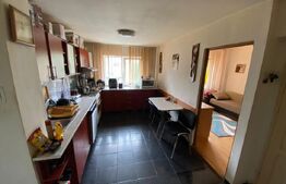 Apartament cu 4 camere, 77 mp 