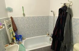 Apartament cu 4 camere, 77 mp 