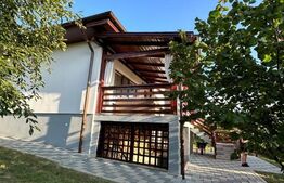 Casa cocheta, 2 dormitoare, 14 ari, zona linistita podul Jelnei