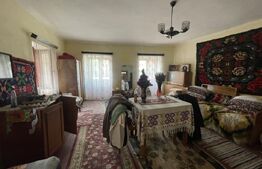 Casă cu grădină, situată la doar 10 km de Bistrița