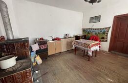 Casă cu grădină, situată la doar 10 km de Bistrița