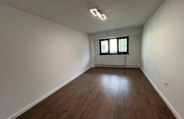 Apartament de 3 camere, decomandat cu finisaje de lux, parter 