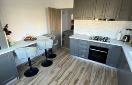 Apartament, 3 camere, 90mp, zona Valea Rusului