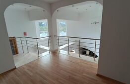 Casa, 6 camere, 280 mp, zona Est 