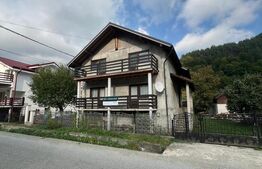 Casa de vanza in  comuna Anies