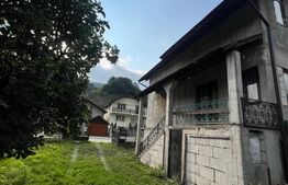 Casa de vanza in  comuna Anies