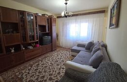 Apartament 3 camere, decomandat, zona Stefan cel Mare