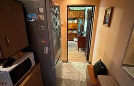 Apartament 2 camere, semidecomandat, zona Lama 