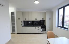 Apartament de 3 camere, ultracentral, Bulevardul Republicii