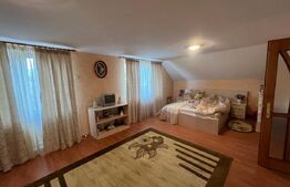 Casa de Vanzare, la podul jelnei ,cca 220mp.