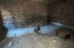 Casa 2,7 ari teren strada General Grigore Balan renovabila sau demolabila