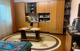 Apartament 2 camere, decomandat, ETAJ 2 INDEPENDENTEI