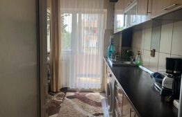 Apartament 2 camere, decomandat, ETAJ 2 INDEPENDENTEI