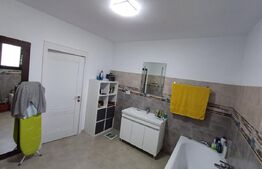 Casa individuala, teren 940mp,140mp utili, zona Unirea