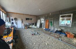 Casa de vanzare, 320 mp, in apropiere de Bistrita