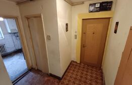 Apartament 3 camere, str.Ioan Slavici, ETAJ 1 ( de renovat) 65mp