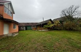 Doua case amplasate 3300 mp teren, Comuna Nimigea Tau