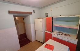 Apartament 3 camere, zona HAN, ETAJ 3 ( de renovat)