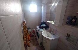 Apartament 3 camere,49mp,etaj 3,balcon,parcare,Beclean