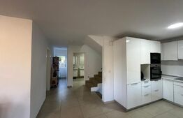 Casa de vanzare 1500mp teren, zona Podul Jelnei