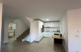 Casa de vanzare 1500mp teren, zona Podul Jelnei