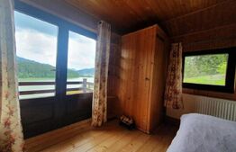 Cabana cu accesc la lac, 1400mp teren Colibita