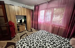 Apartament 3 camere - 68 mp - etaj intermediar, zona Andrei Muresanu
