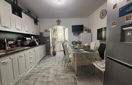 Apartament 2 camere decomandat etaj 1